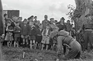 Maidstone Kent History Prints: Conscript On Assault Course