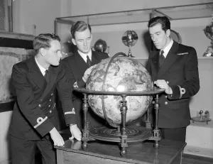 Royal Naval College Prints: Globe Study