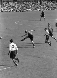 England Football Legends Prints: Wright In Action