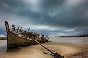 Prevailing Tide - Bunbeg Shipwreck, Donegal - Expl Prevailing Tide - Bunbeg Shipwreck, Donegal - Expl