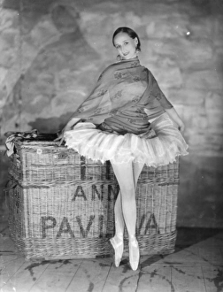 Hulton archive prints/prima ballerina russian ballet dancer anna Hulton archive prints/prima ballerina russian ballet dancer anna