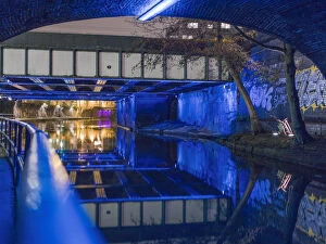 Photography Collection: Regents Canal at Night