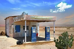 1930 1939 Collection: Retro Style Scene of old gas station in Arizona Desert