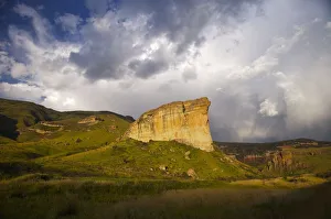 Sandstone Cliffs in the Eastern Highlands of South Africa. Golden Gate National Park, Free State Province, South Africa Sandstone Cliffs in the Eastern Highlands of South Africa. Golden Gate National Park, Free State Province, South Africa