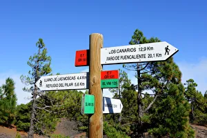 Signpost on the volcano route, Ruta de los Volcanes, La Palma, Canary Islands, Spain, Europe, PublicGround Signpost on the volcano route, Ruta de los Volcanes, La Palma, Canary Islands, Spain, Europe, PublicGround