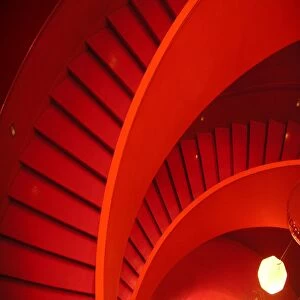 Images Dated 11th April 2000: Spiral Red Staircase