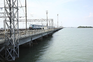Train on Ponte della Liberta (the Freedom Bridge), Venice Italy Train on Ponte della Liberta (the Freedom Bridge), Venice Italy