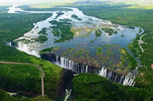 Mosi-oa-Tunya / Victoria Falls Collection: Victoria Falls, Livingstone, Zambia