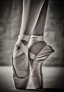 On Point Close-up Ballet Dancer Print