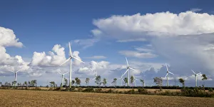 Wind turbines, Fehmarn island, Schleswig-Holstein, Germany Wind turbines, Fehmarn island, Schleswig-Holstein, Germany