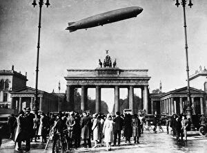 20th Century Style Collection: Zeppelin Over Berlin