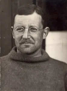 Trans-Antarctic Expedition Prints: Alexander Macklin Print, Head and Shoulders Portrait