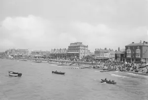 Bognor Regis Beach Prints: Bognor. 1925
