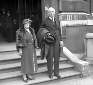 Budget Day, 1938. Sir John Simon and Lady Simon. 26 April 1938 Simon, John Allsebrook Budget Day, 1938. Sir John Simon and Lady Simon. 26 April 1938 Simon, John Allsebrook