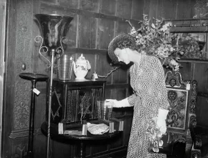 Duchess of Kent, a new summer fashion, visit sale Avenue, antiques. The Duchess of Kent Duchess of Kent, a new summer fashion, visit sale Avenue, antiques. The Duchess of Kent