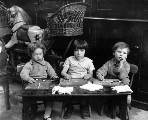 Infants Class at Holy Trinity DCC School Lambeth 1930 History of London - Vauxhall Infants Class at Holy Trinity DCC School Lambeth 1930 History of London - Vauxhall