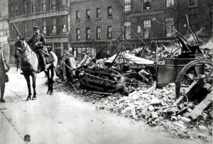The Irish Easter Rebellion April 1916 Topfoto stills library picture library stock The Irish Easter Rebellion April 1916 Topfoto stills library picture library stock
