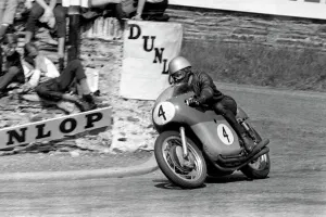 Isle Of Man: 24 year old Rhodesian, Gary Hocking won his first senior T.T. race Isle Of Man: 24 year old Rhodesian, Gary Hocking won his first senior T.T. race