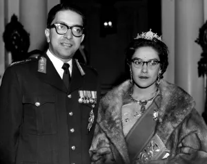 London: King Mahendra and Queen Ratna of Nepal arrive at the Nepalese Embassy here London: King Mahendra and Queen Ratna of Nepal arrive at the Nepalese Embassy here