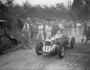 Miss Doreen Evans at the start in her MG. 28 September 1935 Miss Doreen Evans at the start in her MG. 28 September 1935