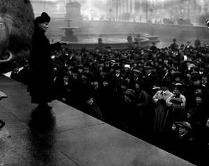 Mrs Pankhurst Adressing a meeting in Trafalgar Square 17th February 1917 Mrs Pankhurst Adressing a meeting in Trafalgar Square 17th February 1917