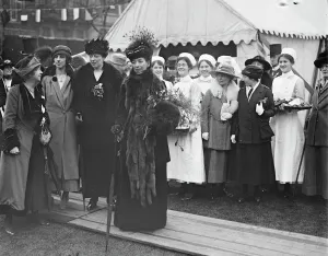 Queen Alexandra visits Devonshire house Queen Alexandra and Princess Victoria with Queen Alexandra visits Devonshire house Queen Alexandra and Princess Victoria with