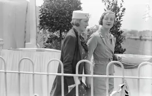 RAF Pageant at Hendon Miss Joan Villiers ( In pillbox hat ) and Hon Unity Mitford RAF Pageant at Hendon Miss Joan Villiers ( In pillbox hat ) and Hon Unity Mitford