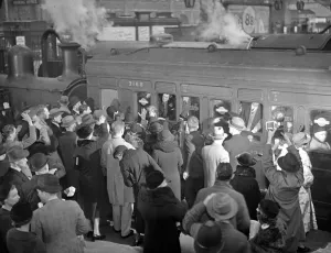 At Waterloo station Boarding the trains. 1 February 1936 At Waterloo station Boarding the trains. 1 February 1936