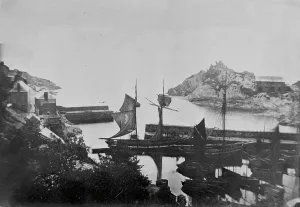 Harbour, Polperro, Cornwall. 1860-1870s Harbour, Polperro, Cornwall. 1860-1870s
