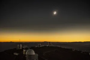 Prints of Solar eclipse as seen from the La Silla European Southern Observatory (ESO) in La Higuera, Coquimbo Region, Chile, on July 02, 2019 Chile Prints: Print of Total Solar Eclipse from La Silla Observatory, Chile
