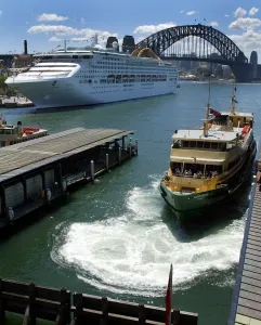 Australia-Tourism-Ship-Adonia Australia-Tourism-Ship-Adonia