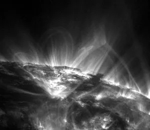 Us-Sun-Coronal Loops Us-Sun-Coronal Loops