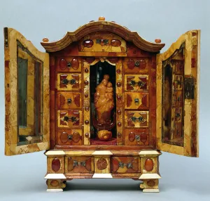 Amber cabinet of King Stanislaw August Poniatowski (1763-1813) c Amber cabinet of King Stanislaw August Poniatowski (1763-1813) c