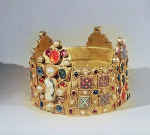 The Crown of Hildesheim (gold & precious stones) The Crown of Hildesheim (gold & precious stones)