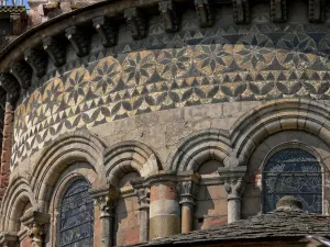 Depicting a detail of the exterior of the apse Depicting a detail of the exterior of the apse