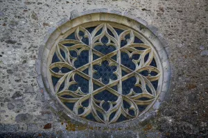 Depicting the rose window on the east wall of the south transept Depicting the rose window on the east wall of the south transept