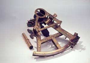 Double-framed bridge sextant, c.1780 (brass & wood) Double-framed bridge sextant, c.1780 (brass & wood)