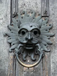Durham Cathedral Sanctuary Knocker, copy of 12th century bronze original (photo) Durham Cathedral Sanctuary Knocker, copy of 12th century bronze original (photo)