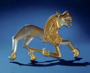 Lion, 6th- 7th century BC (silver gilt) Lion, 6th- 7th century BC (silver gilt)