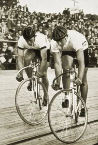 LtoR: Toni Merkens and Albert Sellinger starting the 1000 metre bike race at the Berlin LtoR: Toni Merkens and Albert Sellinger starting the 1000 metre bike race at the Berlin