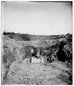 Mired Confederate mortar in Fort McAlister, near Savannah, Georgia, 1864 (b/w photo) Mired Confederate mortar in Fort McAlister, near Savannah, Georgia, 1864 (b/w photo)