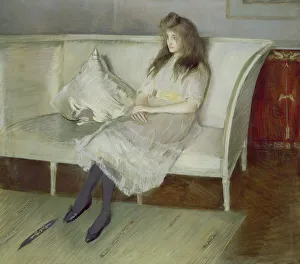 Symphony in white - Portrait of Yvonne Paulmier Symphony in white - Portrait of Yvonne Paulmier