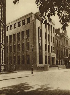Warehouse in Red Lion Square, Holborn (b/w photo) Warehouse in Red Lion Square, Holborn (b/w photo)