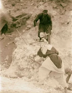 Tel Deweir Lachish Men clearing burnt line debris Tel Deweir Lachish Men clearing burnt line debris