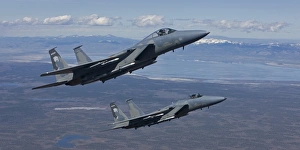 Two F-15 Eagles conduct air-to-air training over Oregon Two F-15 Eagles conduct air-to-air training over Oregon