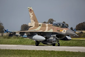 Israeli Air Forcee F-16I Sufa with practise bomb Israeli Air Forcee F-16I Sufa with practise bomb