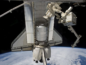 Space Shuttle Atlantis Prints: Space shuttle Atlantis and various components