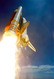 Space Shuttle Launch Prints: Space Shuttle Discovery