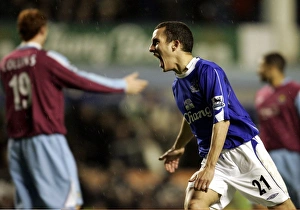 Everton v West Ham - Evertons Leon Osman celebrates after scoring the first goal Everton v West Ham - Evertons Leon Osman celebrates after scoring the first goal