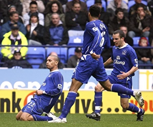 Football - Bolton Wanderers v Everton - FA Barclays Premiership - The Reebok Stadium Football - Bolton Wanderers v Everton - FA Barclays Premiership - The Reebok Stadium